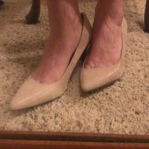 Size 9 1/2 Anne Klein iflex heels